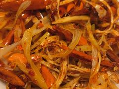 拌板筋-金龙烧烤·牛肉面(西塔店)