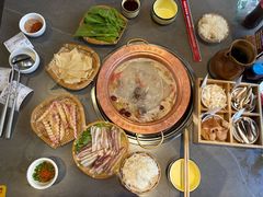 -阿婆情腊排骨火锅·野生菌季(古城旗舰店)