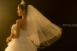 点击看大图 -挪娅婚纱摄影皇家会所