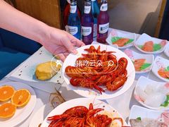 -领鲜活海鲜榴莲自助火锅(东门店)