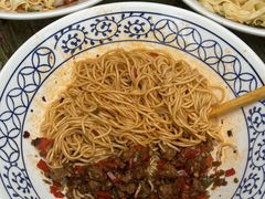 -李与白包子铺(桐梓林店)