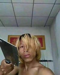 -V8潮牌·接发烫染连锁