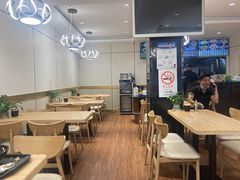 大堂-好麺世家海鲜面馆(新建中路店)