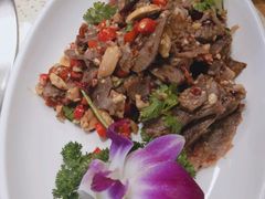 卤水牛肉-煲大王猪肚鸡·椰子鸡火锅(红谷滩万达店)