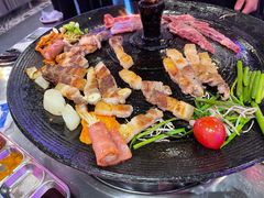 -豚豚家돈돈가韩国锅盖烤肉(新北万达店)