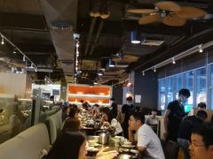 -大头虾越式风味餐厅(光明广场店)