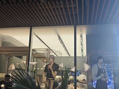 -好利来(上海虹桥新天地Lab主题店)