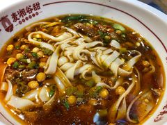 -呷佬·长沙手工米粉(金沙江路店)
