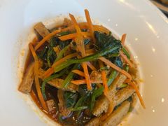 菠菜面筋-巴依老爷新疆美食(牡丹园店)
