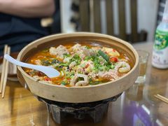鱼籽鱼泡火锅-湘聚南县土菜馆(龙山二路店)