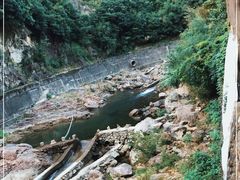 -安吉龙王山峡谷漂流
