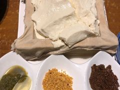 -95号酱骨·一块豆腐(展春园西路店)