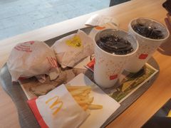 -麦当劳(荥阳店)