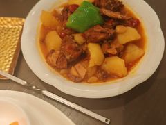 沙湾大盘鸡-西域盛宴烧烤新疆菜清真餐厅(古美店)