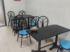 等位区-薛记襄阳香辣牛肉面(平安路店)