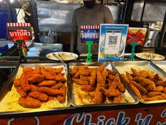 -席娜卡琳火车铁道夜市