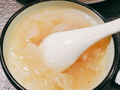 -蝴蝶里·粤菜·点心(滨江龙湖店)