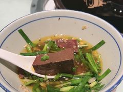 韭菜浸猪红-德兴show鲜·蒸汽海鲜火锅餐厅(格创悦里店)