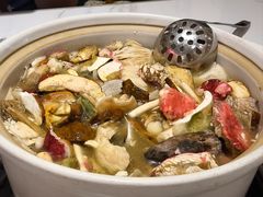 -原林野山菌火锅·炒菌(关上野生菌一条街店)