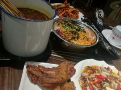 -喝丢一只鞋辣炒海鲜小烧烤(三八广场店)
