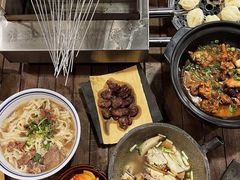 -破瓦寒窑·地摊烤羊排