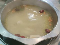 -光头药膳鸡(莱茵小镇店)