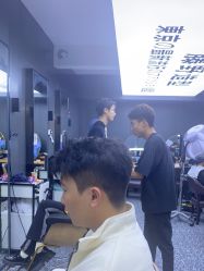 -藤野造型专业烫染接发