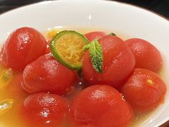 -鲜入唯煮·港式海鲜牛肉火锅(金宝街店)