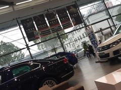 -上海天泽上汽大众销售店(杨浦区店)