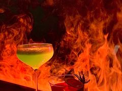 -境·Bar·日咖夜酒