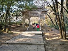 -灵岩山风景区