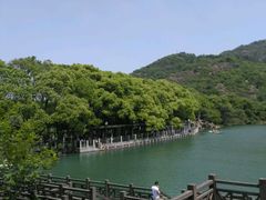 -灵岩山风景区