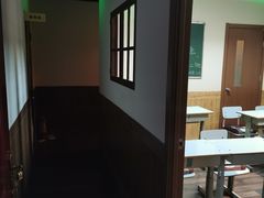 教室包房-悦河马家庭桌游剧本馆(朝阳门店)