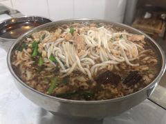-正宗杨记普洱酸醋米线(总店)