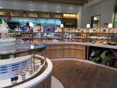 面包甜点陈列柜-巴黎贝甜(阳光上东店)