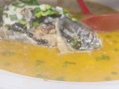 -川流不息·地道川菜·小龙虾(松东路店)