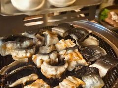 -围炉肉舍•炭烤活鳗•丹东海鲜烤肉(步行街店)