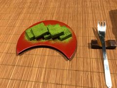 抹茶生巧克力-柴务处·柴犬主题狗咖