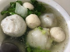 -六合夜市