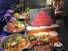 -蟹犇前•帝王蟹雪蟹(陆家嘴店)
