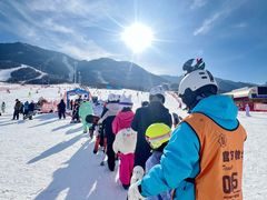 -鳌山滑雪度假区