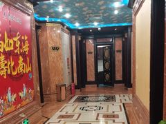 -皇宫大酒店