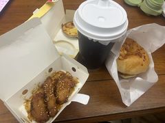 -必胜客(华邦银泰店)