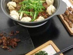 大盘鸡焖花卷-衡哥肉铺