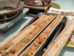 -刘姐啤酒鱼民族演艺餐厅(西街总店)