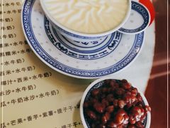-广信牛奶甜品世家(台东店)