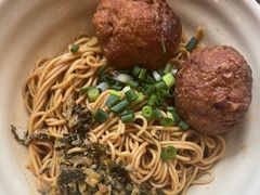 -佬钱湾仔(衣裳街店)