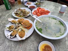 -四川小胡子海鲜(丁村万人海鲜广场店)