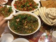 -萨宁音登锡伯风味餐厅(一楼店)