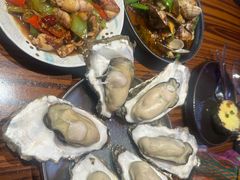 -蚝堡海鲜·威海菜·海肠捞饭·烧烤·亚洲吃蚝公司(幸福门店)